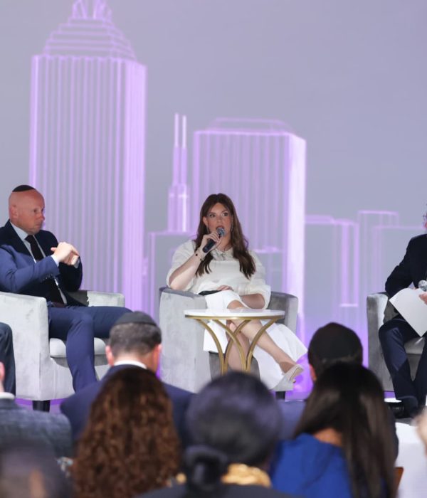 19678f2e-176b-4f98-981f-cc1c2864f159